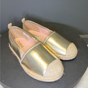 OshKosh B'gosh Gold Kids Slip-On Slippers
